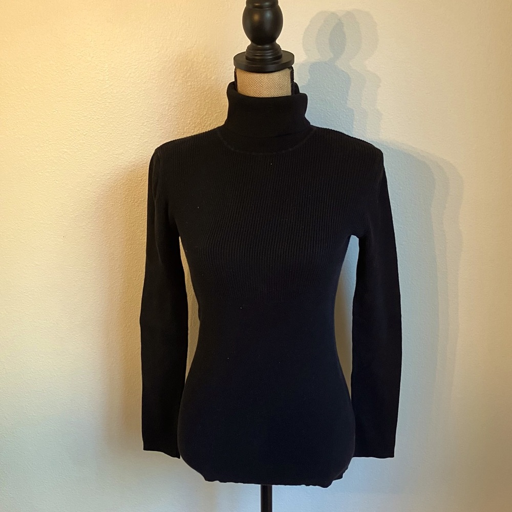 black turtleneck sweater